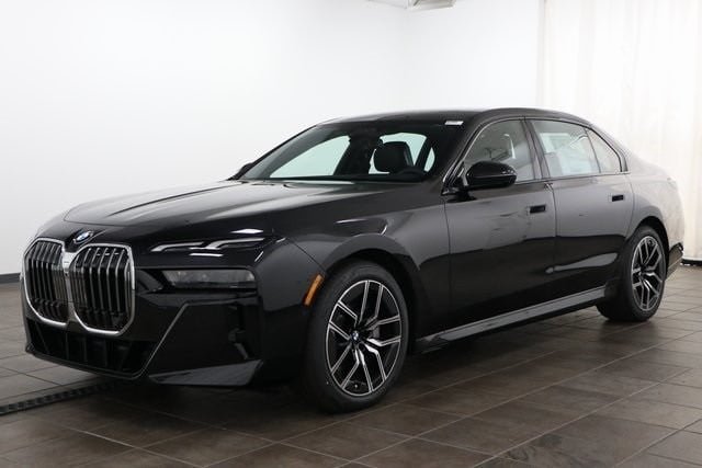 BMW 7-SERIES | monthly chauffeur service dubai